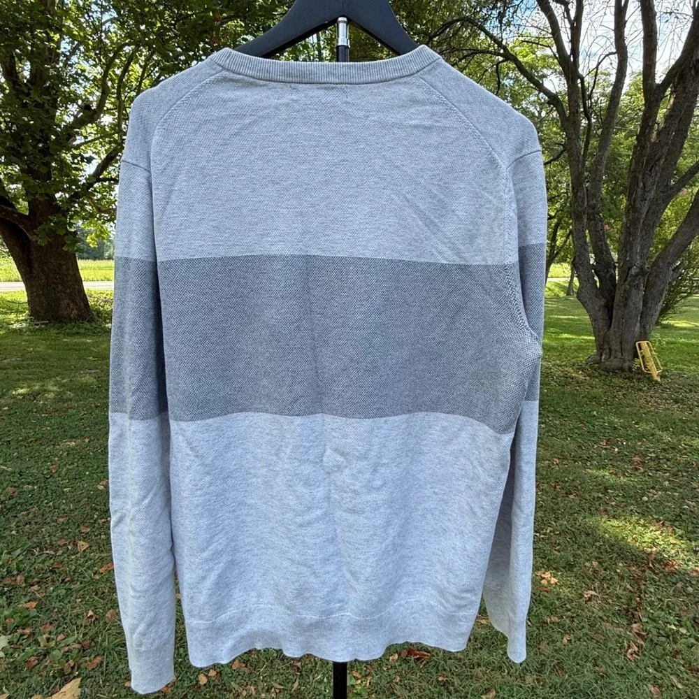 Banana Republic Mens Large Grey Supima Cotton Colorblock Striped Crew Sweater